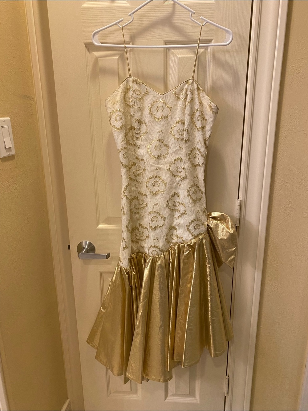 Vintage 1980s prom dress White and Gold Lace Mermaid